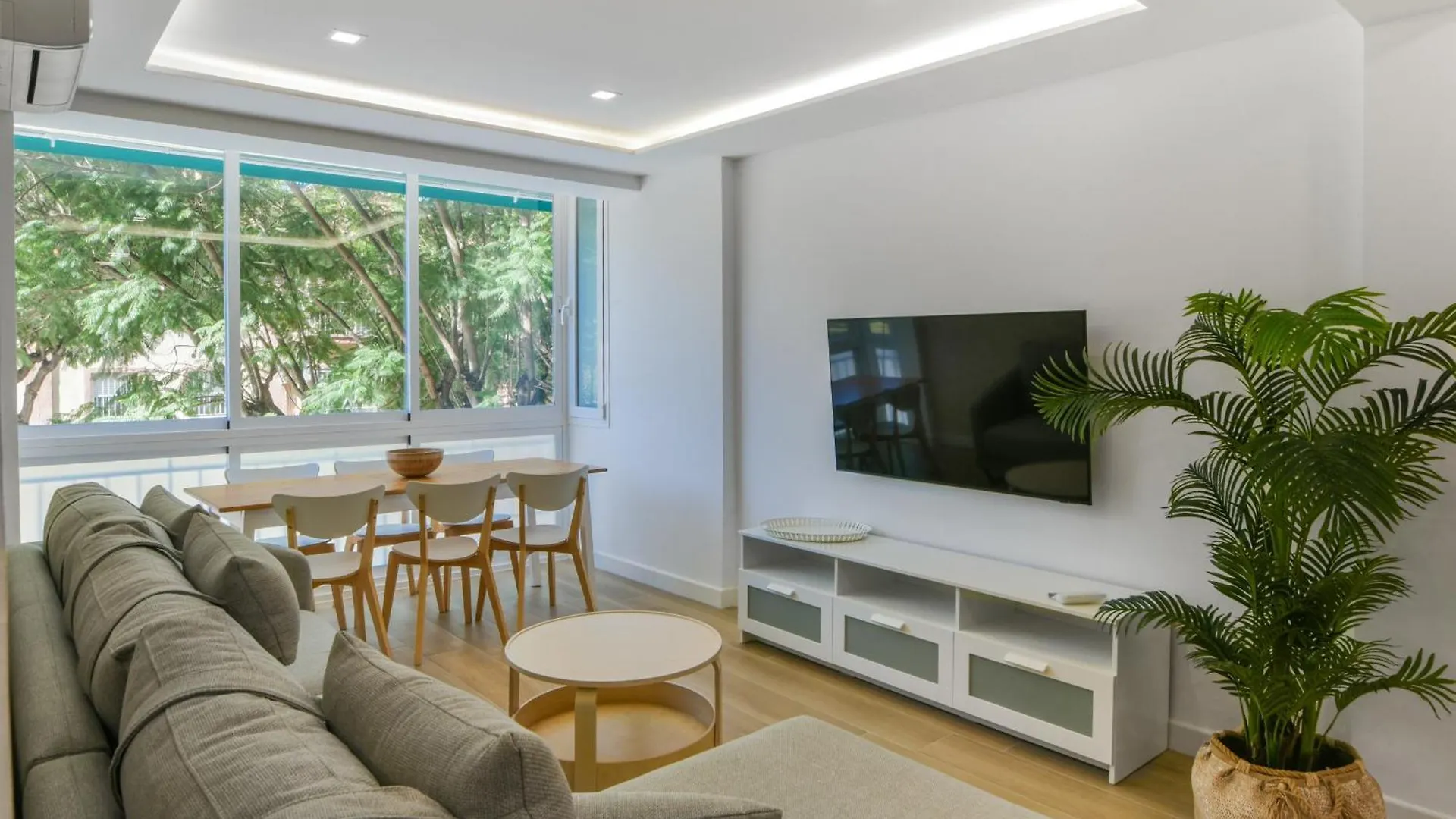 Humilladero Centro Apartment Malaga